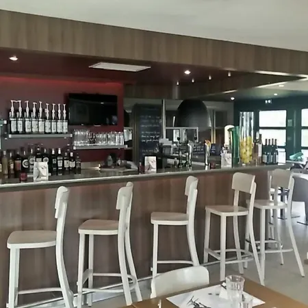 Hotel Campanile Chantilly