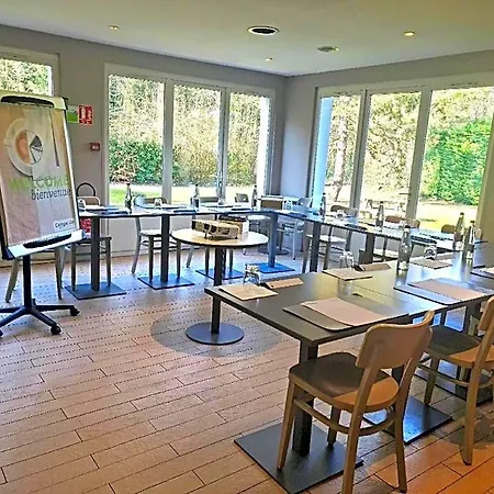 Campanile Hotel 3*