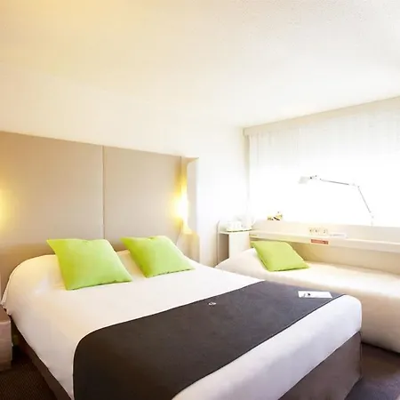 Campanile 3* Chantilly