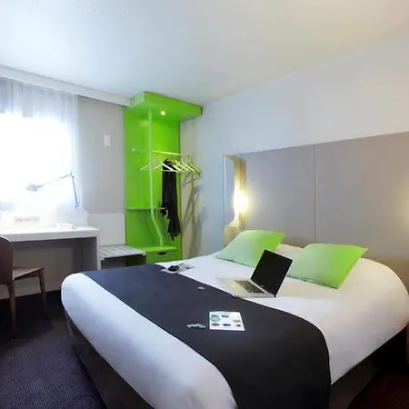 Campanile Hotel 3*