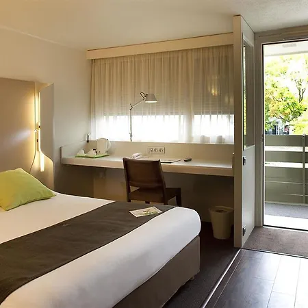 Campanile Hotel Chantilly