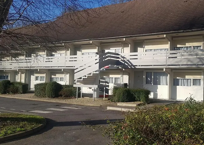 Campanile Отель 3*