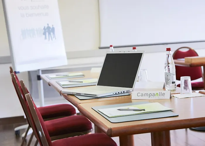 Campanile Hotel Chantilly