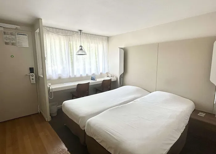 Campanile Hotel Chantilly