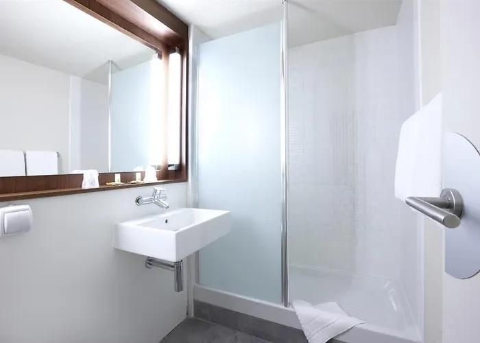 Campanile Hotel Chantilly